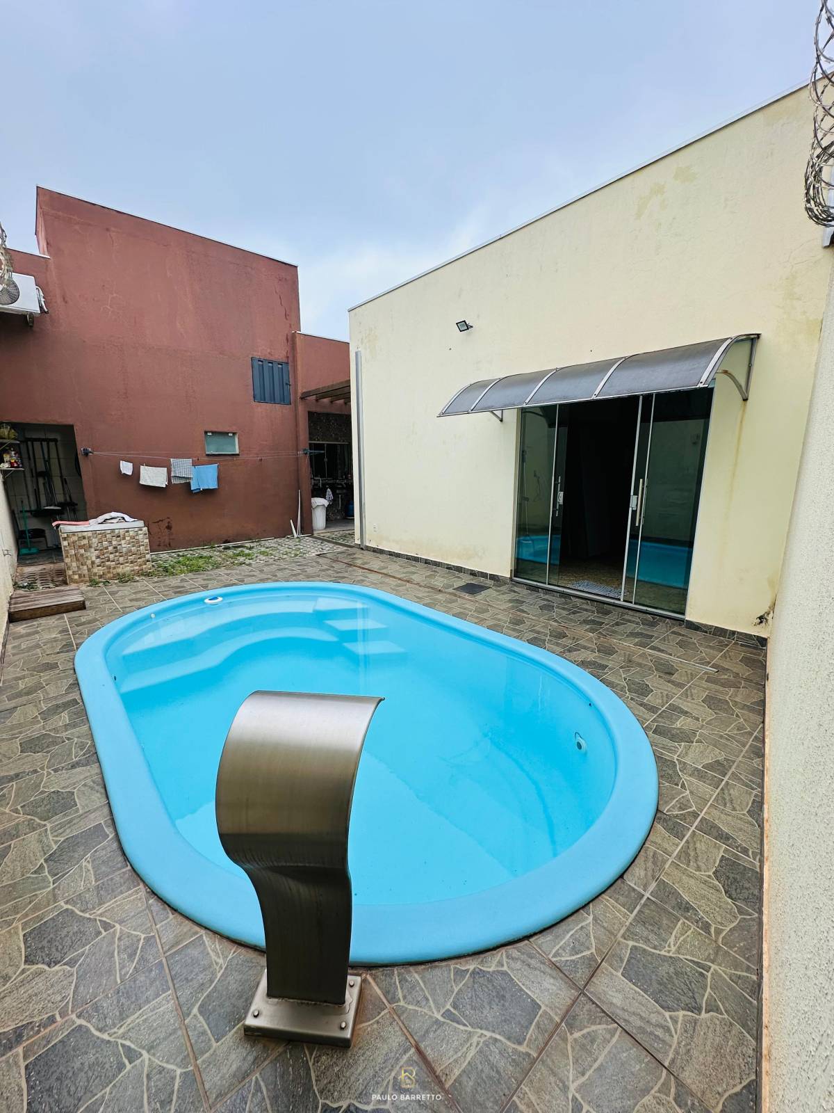 Casa à venda em Várzea Grande, Centro-Norte, com 4 quartos, 212,67m²