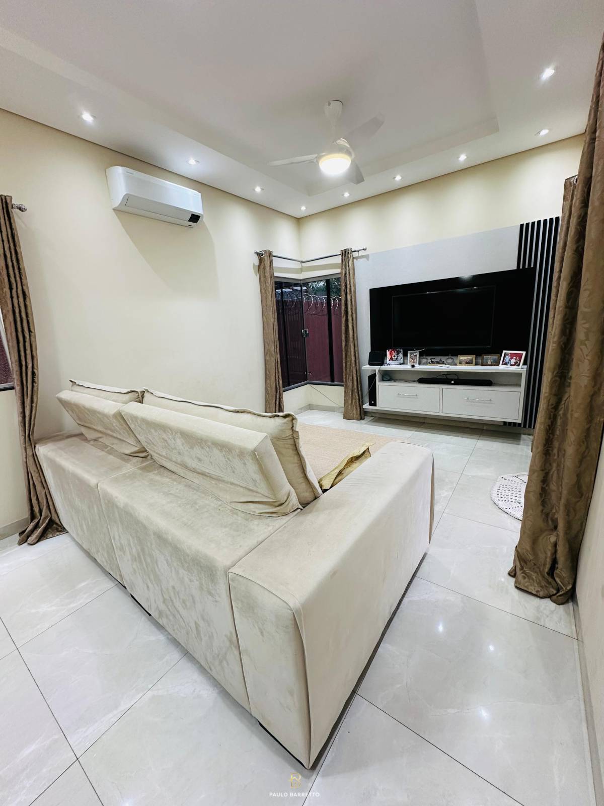 Casa à venda em Várzea Grande, Centro-Norte, com 4 quartos, 212,67m² - Paulo Barretto Corretor CRECI 11742